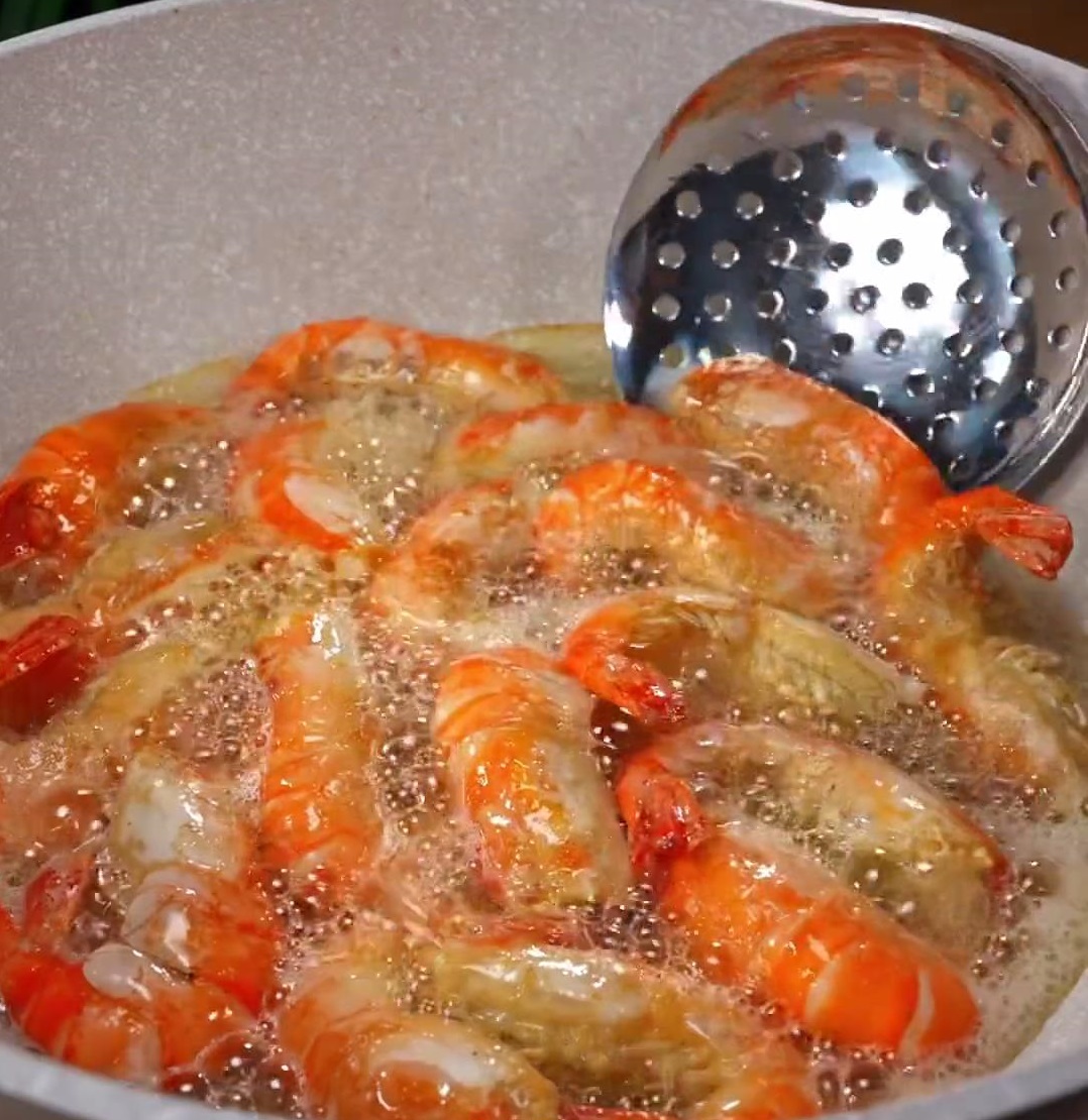 咖喱大头虾的家常做法(图4)